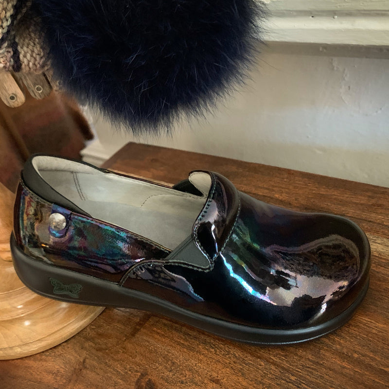 Keli Slickery Patent Shoe | Alegria Shoes