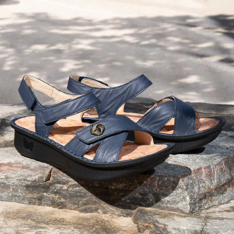 Kelsi Fondly Navy Sandal | Alegria Shoes