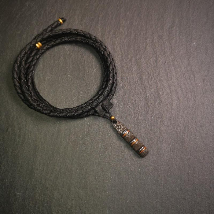 Ladder Amulet 1.38" - Tibetan Buddhist amulet, detailed view