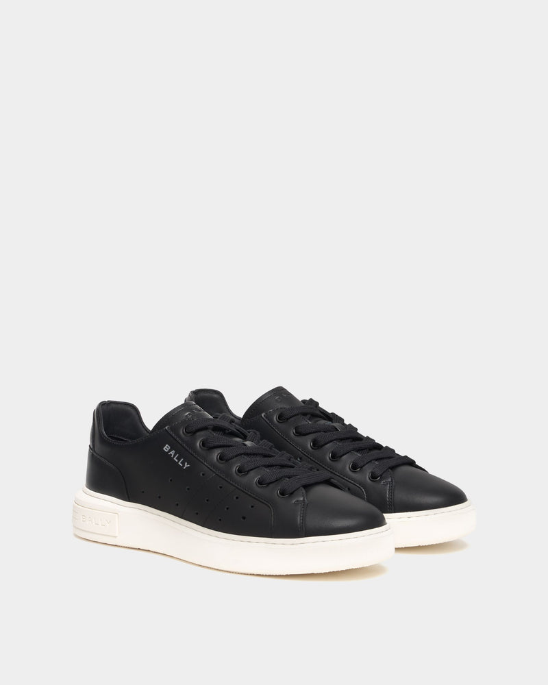 Lift Sneaker in Black Leather