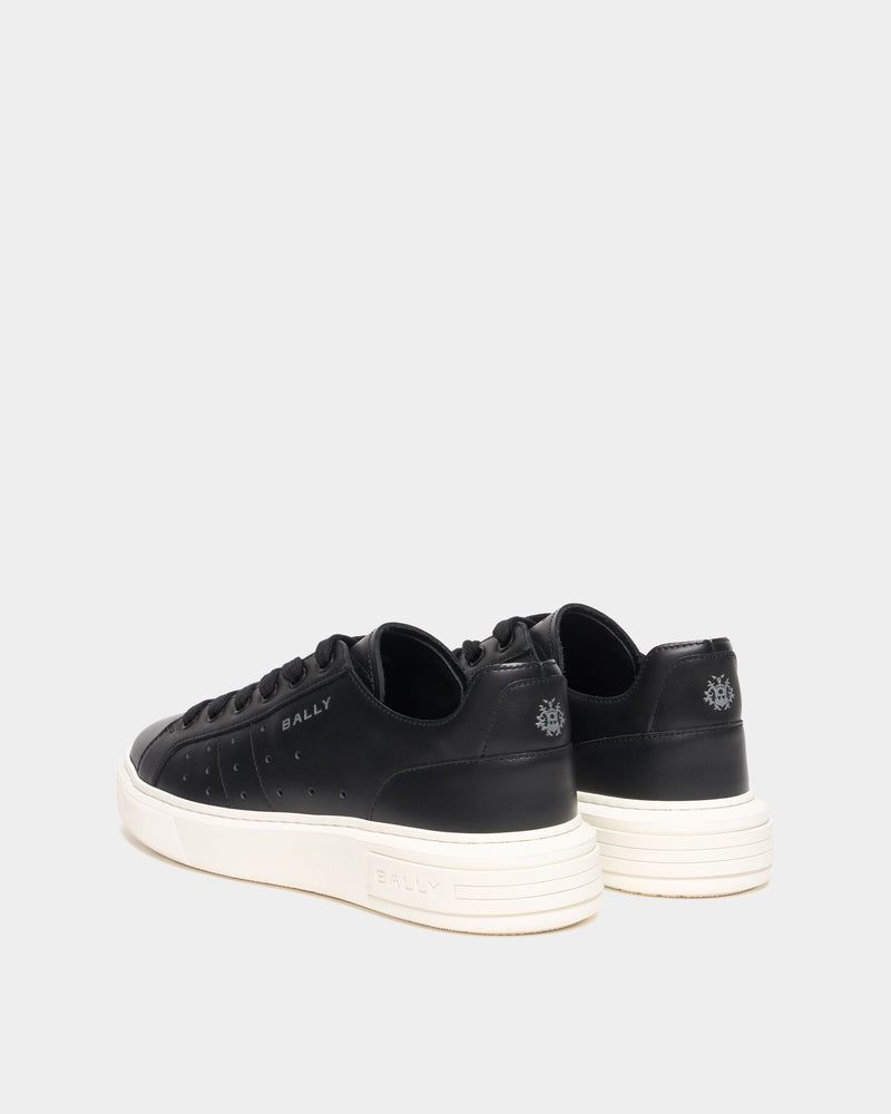 Lift Sneaker in Black Leather
