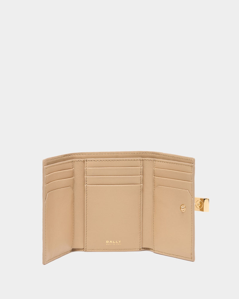 Lock Me Wallet in Light Beige Grained Leather