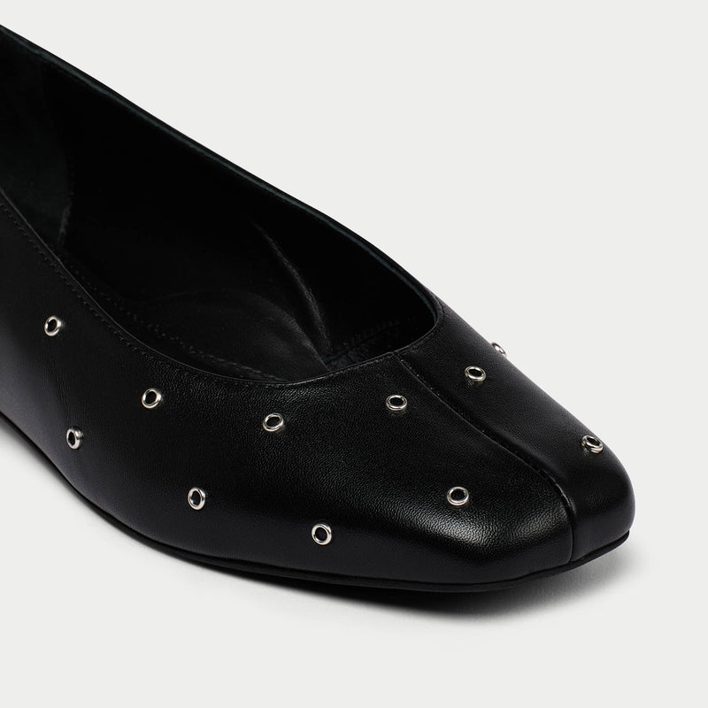 Lucinda leather ballerina shoes tip view