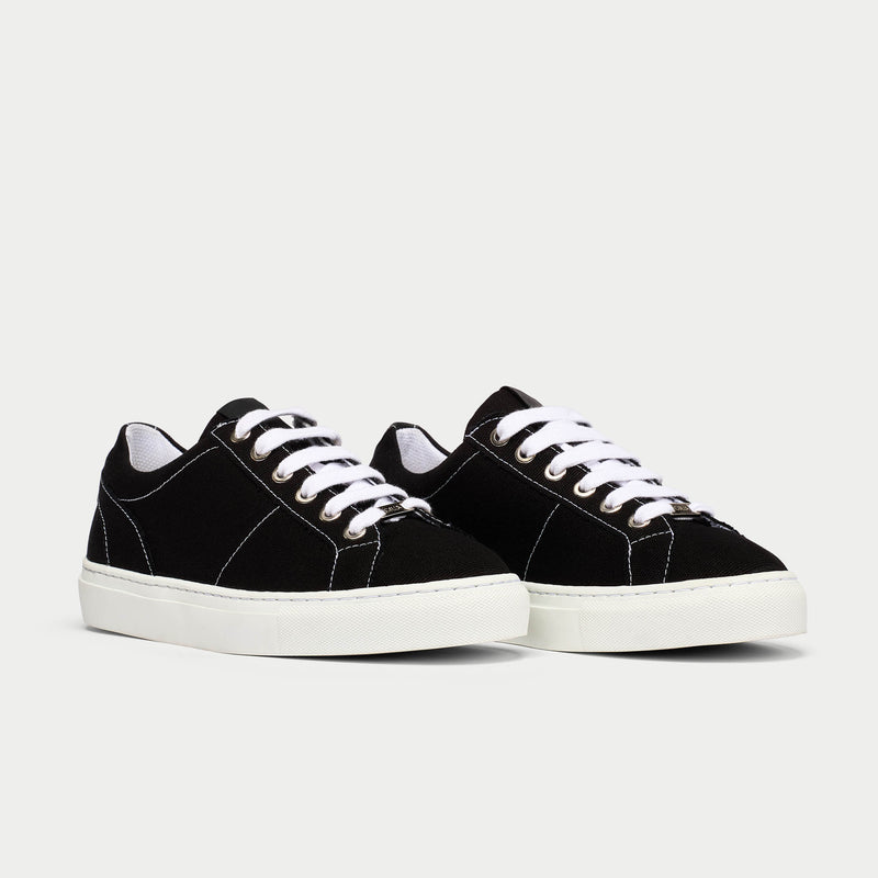 Luna black trainer pair