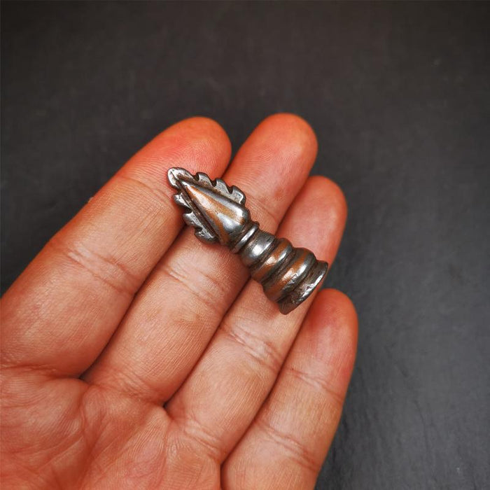 Mani Jewel Amulet 1.57" - Tibetan Buddhist amulet, view 5