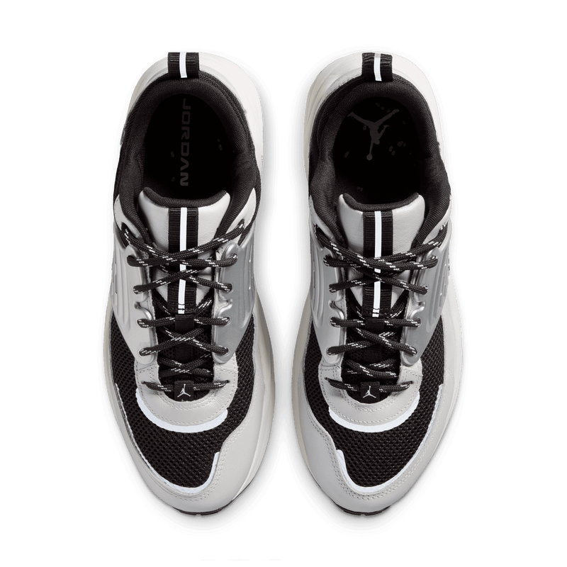 Men's Jordan Trunner O/S "Photon Dust Black Sail"