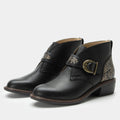 Mikki Showboat Boot | Alegria Shoes