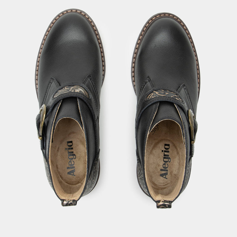 Mikki Showboat Boot | Alegria Shoes