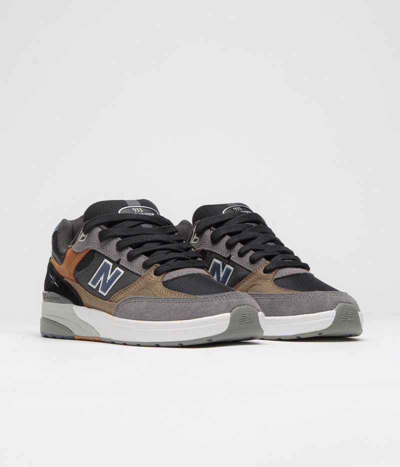 New Balance Numeric 933 Andrew Reynolds Shoes in Castlerock