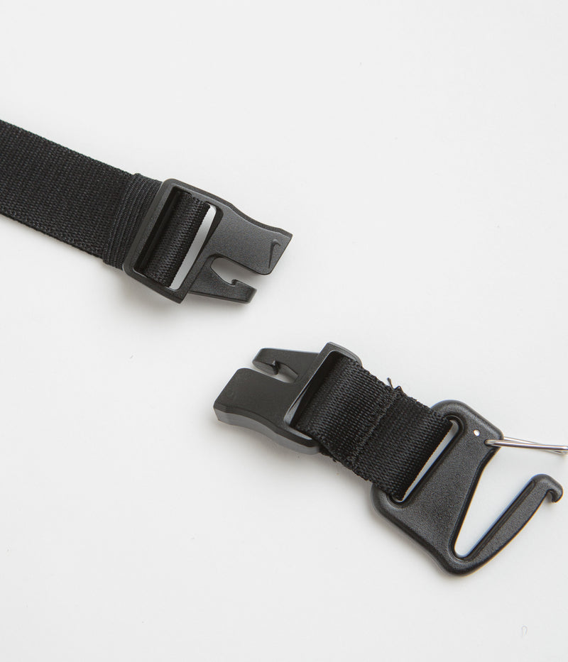 Nike ACG Daymax Crossbody Bag in Black and College Grey / College Grey