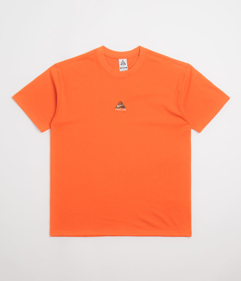 Nike ACG Lungs T-Shirt in Safety Orange