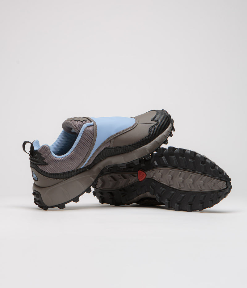 Nike ACG Phassad Shoes in Cave Stone and Aluminum and Cave Stone - Black