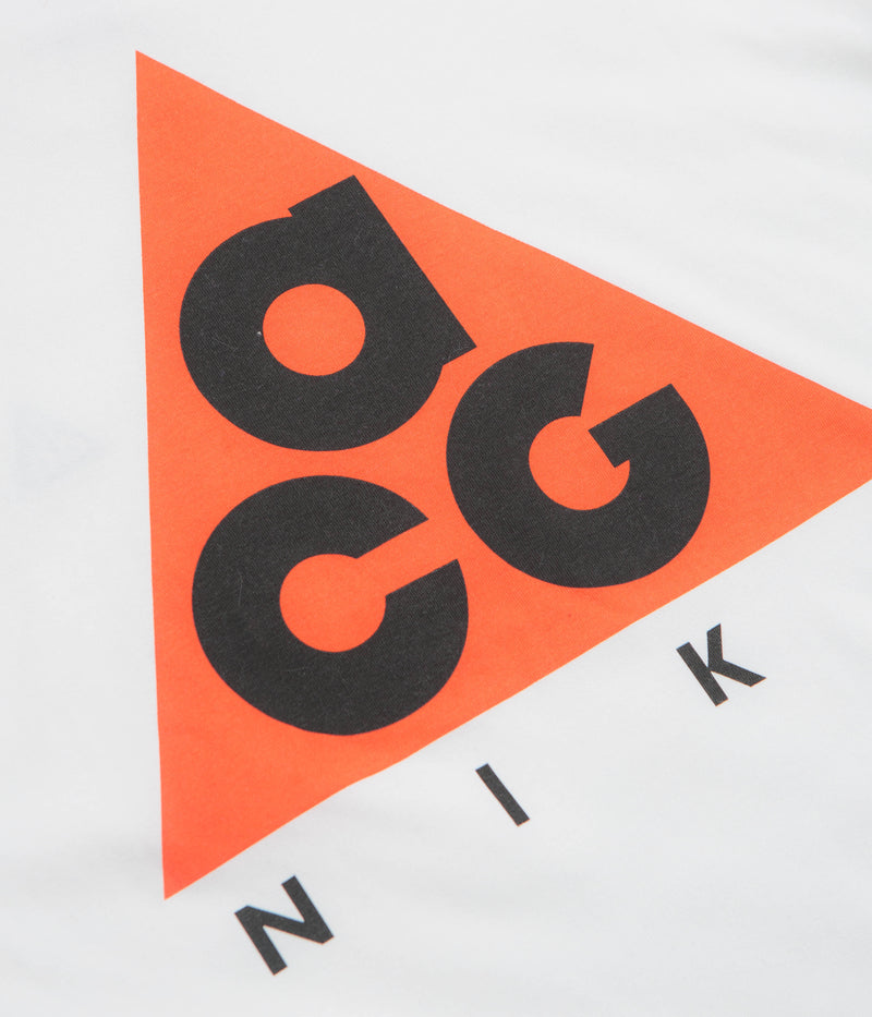 Nike ACG Tri Logo-T Shirt in Summit White