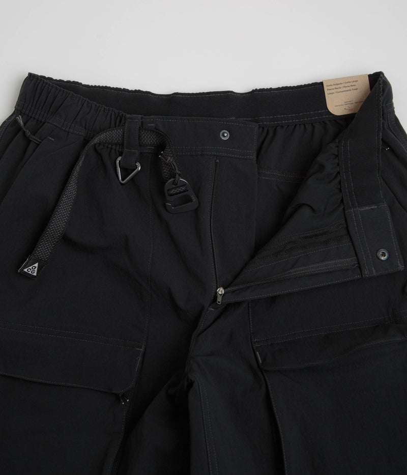 Nike ACG Zip Smith Summit Cargo Pants in Black and Anthracite / Summit White