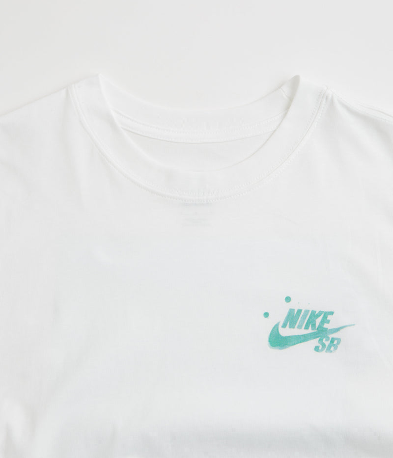 Nike SB Brooklyn Banks T-Shirt in White