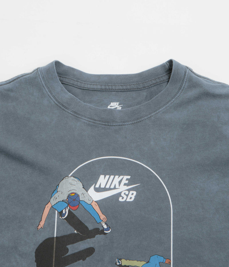 Nike SB Court T-Shirt in Anthracite