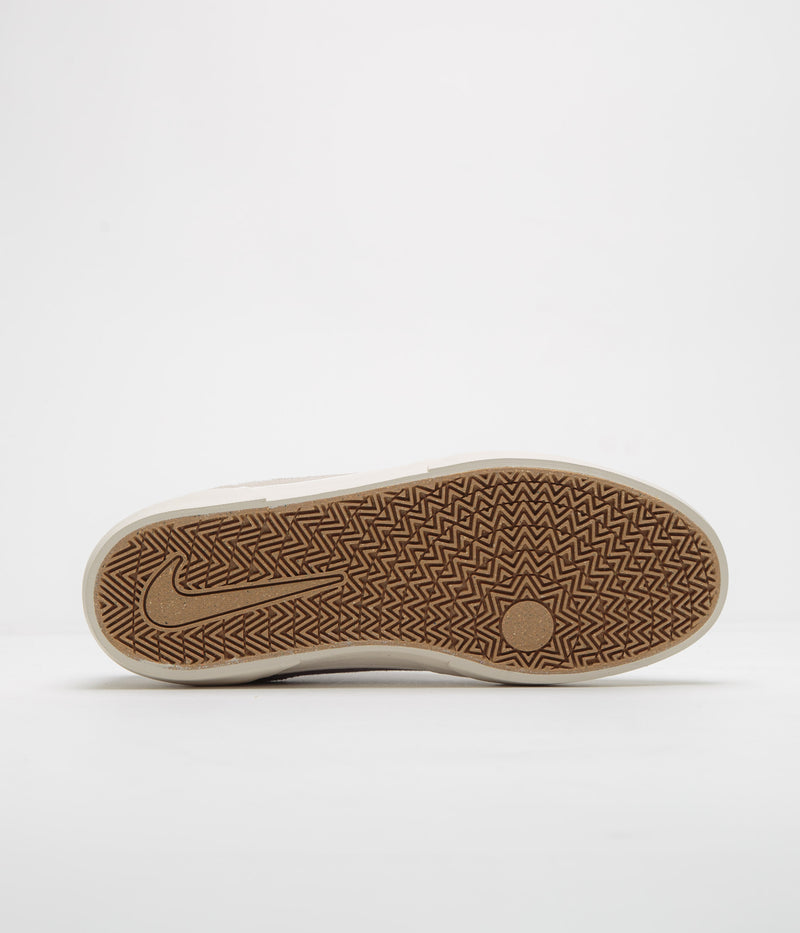 Nike SB Malor TE Shoes in Taupe Grey and Black and Light Orewood Brown - Cinnamon