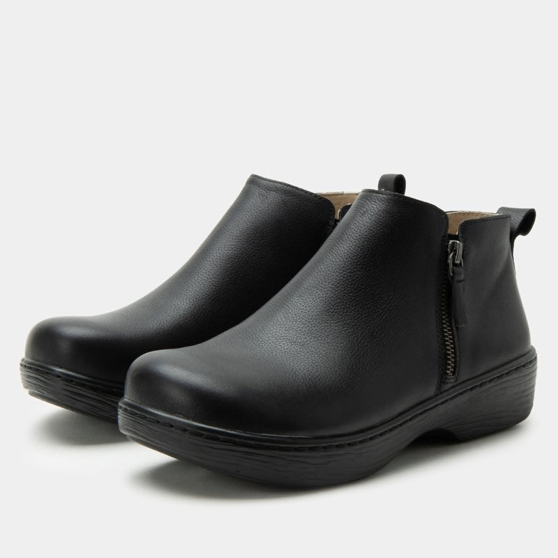 Oaklee Black Bird Boot | Alegria Shoes