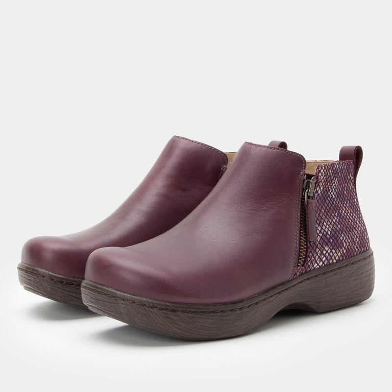 Oaklee Merlot Boot