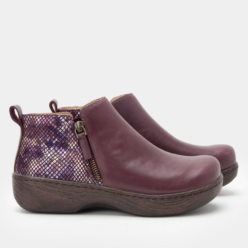 Oaklee Merlot Boot