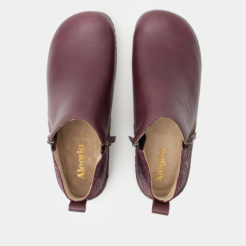 Oaklee Merlot Boot