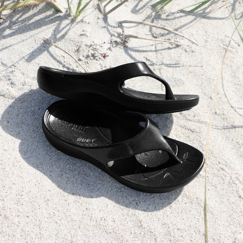 Ode Black Gloss Sandal | Alegria Shoes