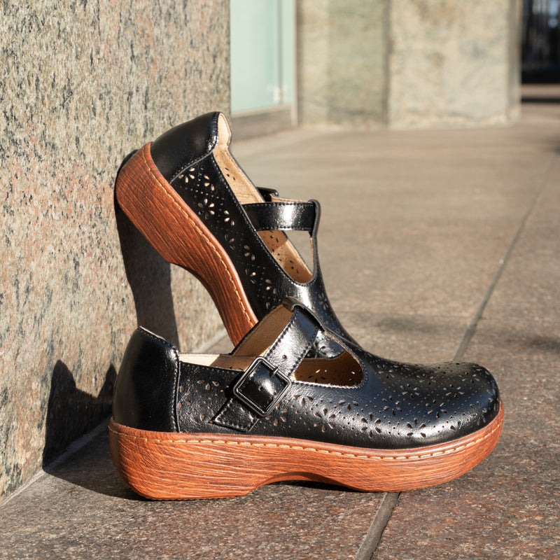 Odessa Black Breeze Shoe | Alegria Shoes