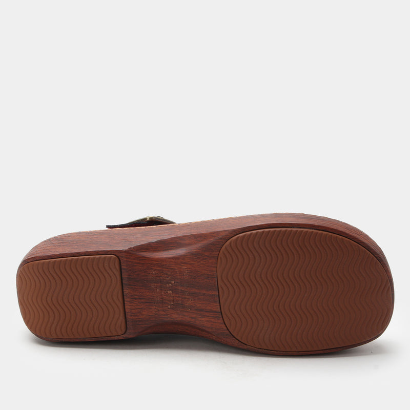Odessa Red Breeze Shoe | Alegria Shoes