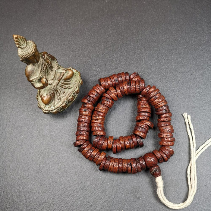 Old Bodhi Seed Mala 0.55" - Tibetan Buddhist mala beads, detailed view