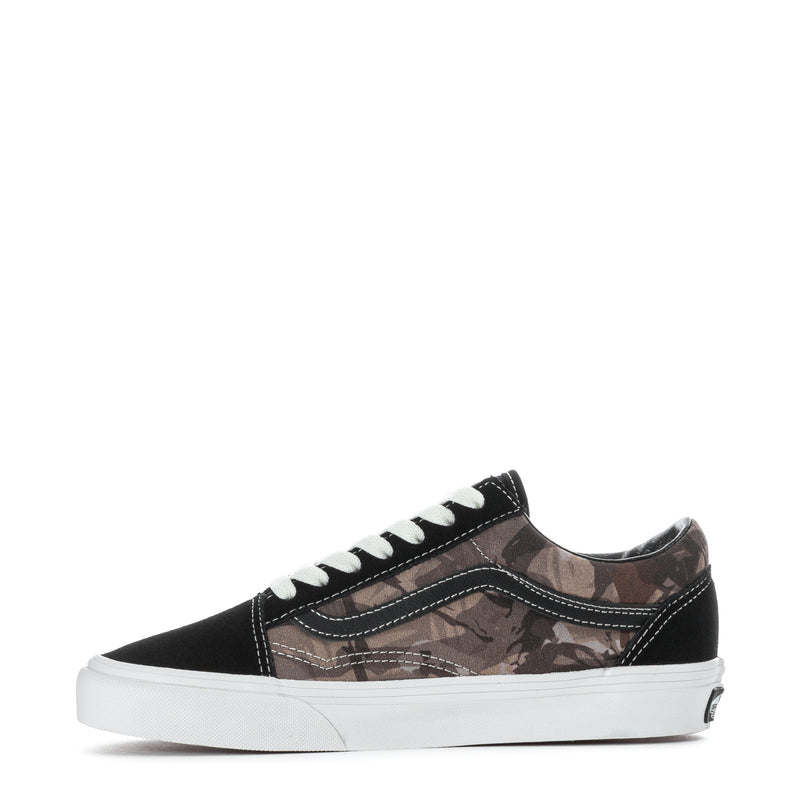 Youth low-top sneaker, black upper with brown camo side panel, white laces