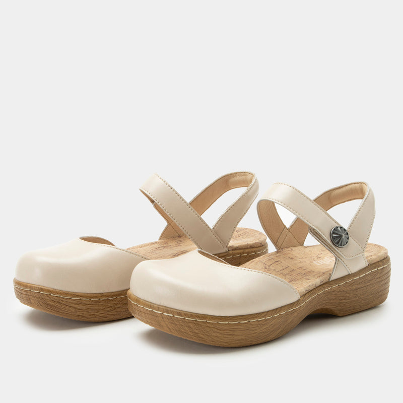 Opal Oat Shoe | Alegria Shoes