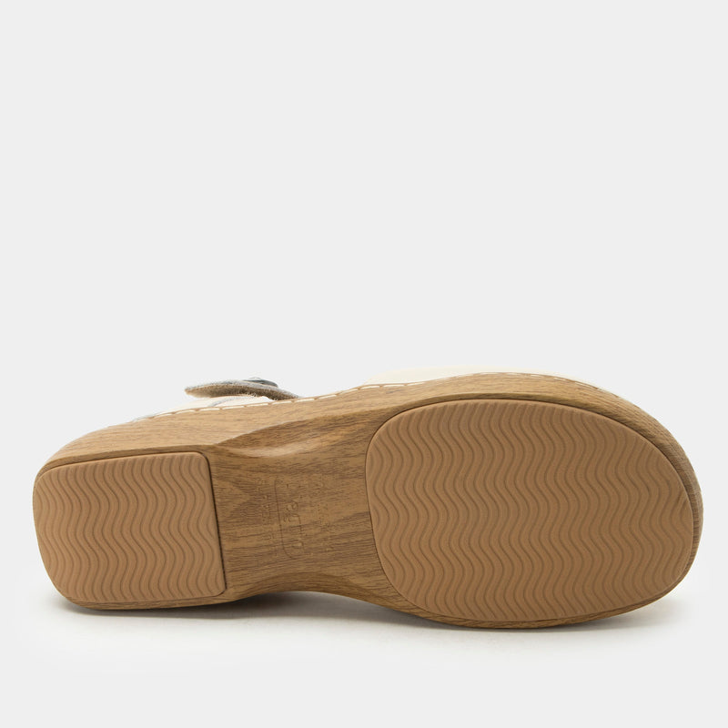 Opal Oat Shoe | Alegria Shoes