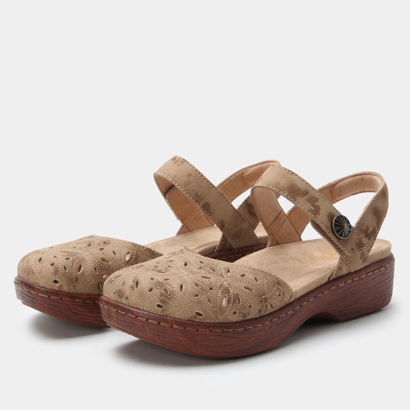 Opal Tan Breeze Shoe | Alegria Shoes