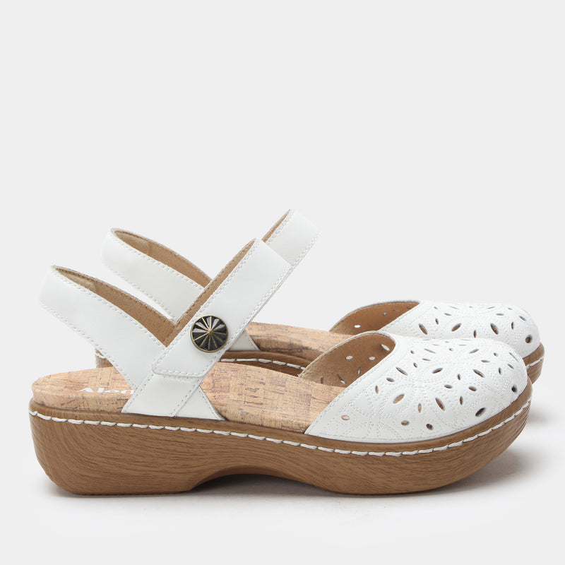 Opal White Breeze Shoe | Alegria Shoes