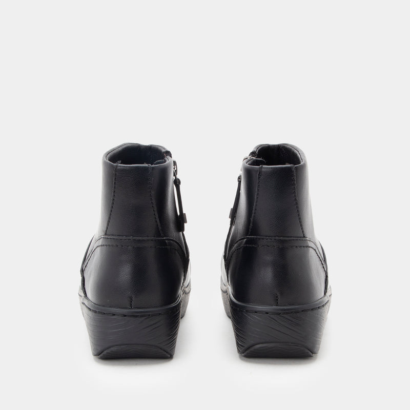 Oryon Black Boot