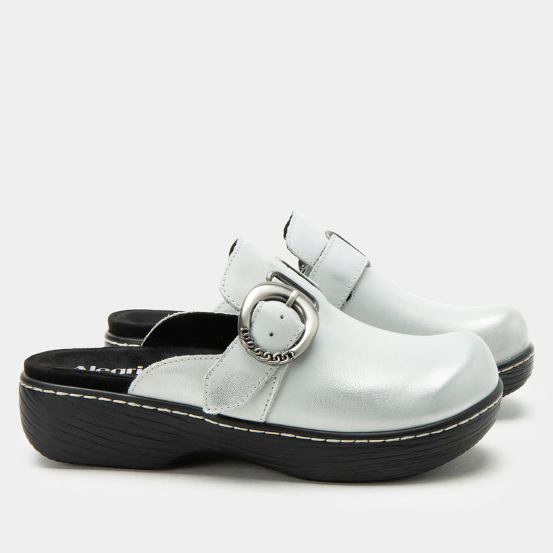 Osmosis Silver White Shoe | Alegria Shoes