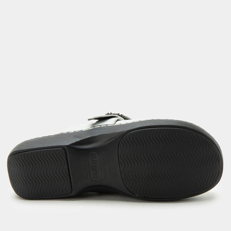 Osmosis Silver White Shoe | Alegria Shoes
