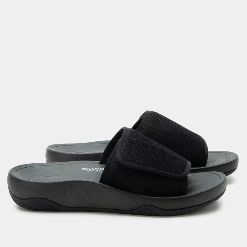 Ova8tion Raven Sandal | Alegria Shoes