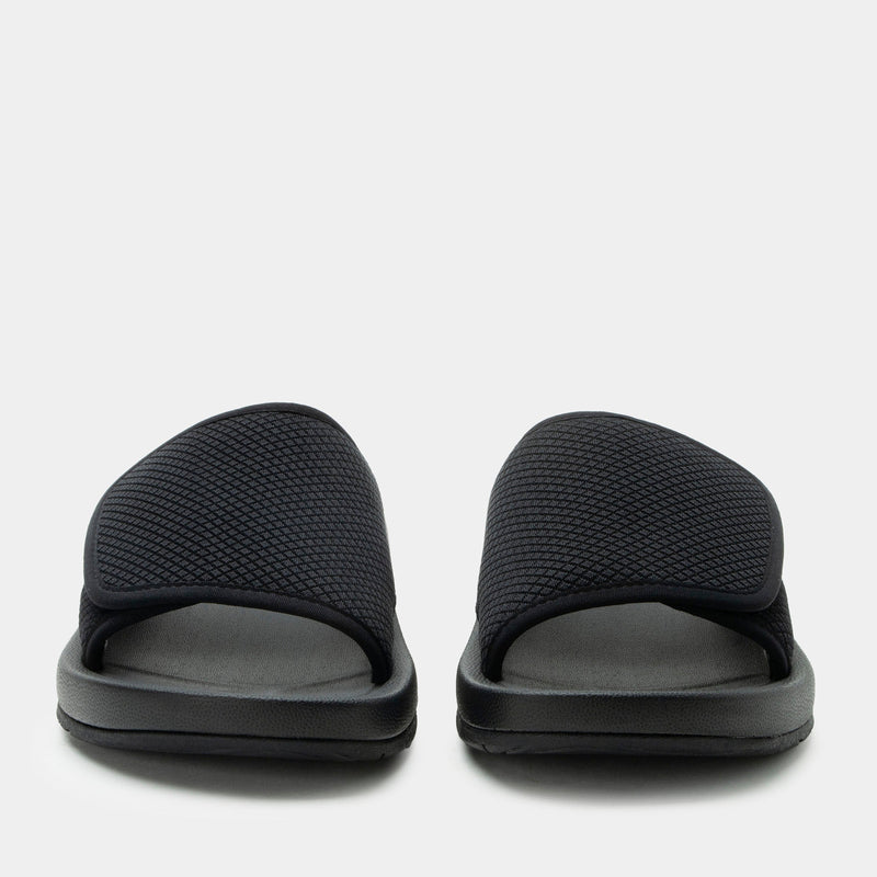 Ova8tion Raven Sandal | Alegria Shoes