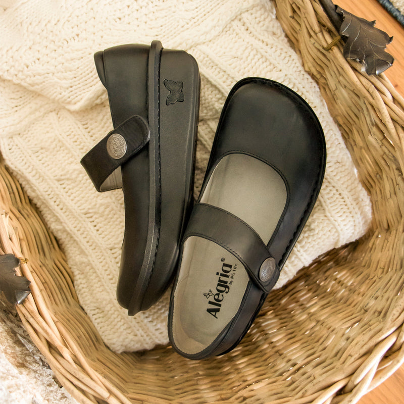 Paloma Oiled Black Mary Jane | Alegria Shoes