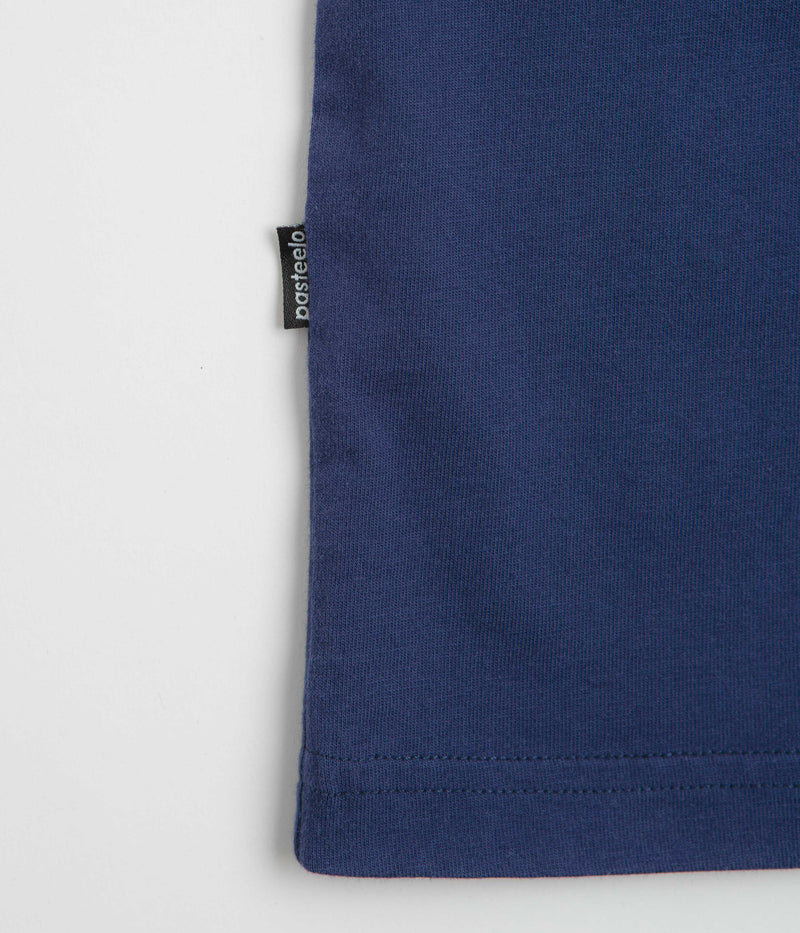 Pasteelo Can Script T-Shirt in Navy