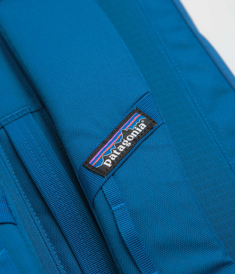 Patagonia Black Hole Backpack 32L in Endless Blue