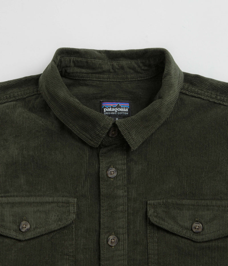 Patagonia Corduroy Shirt in Pine Needle Green