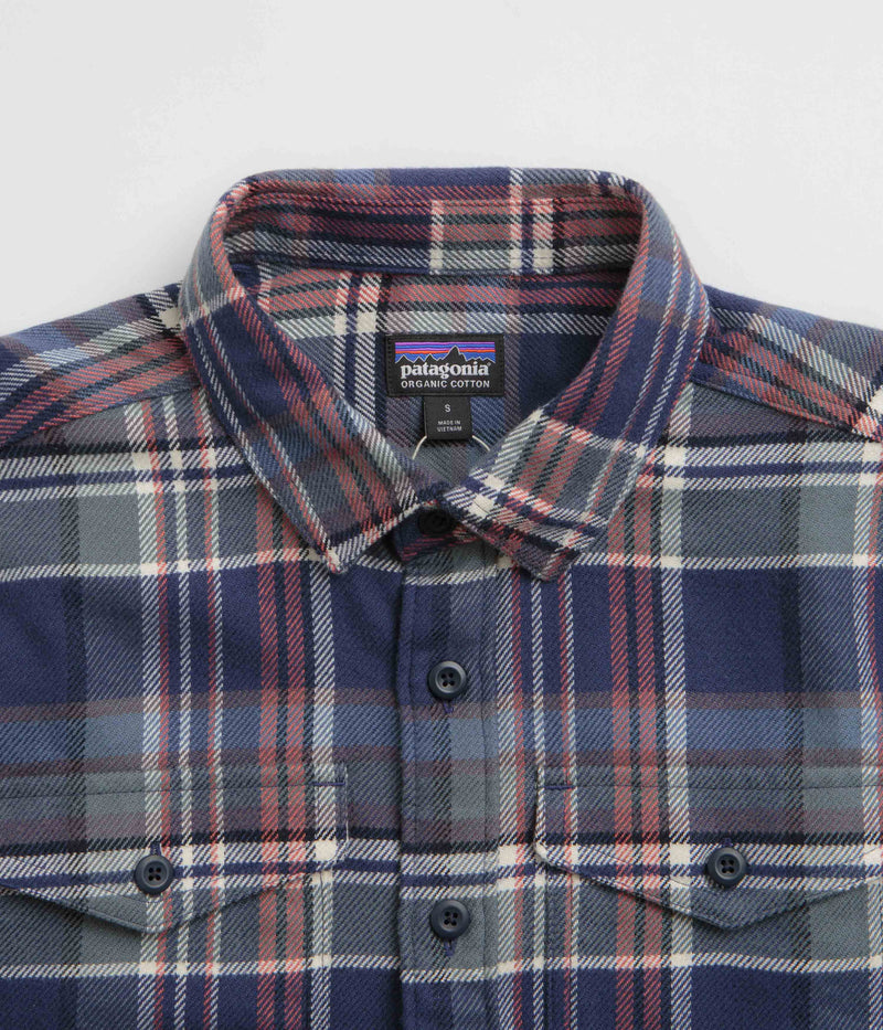Patagonia Fjord Flannel Shirt in Adventurer: New Navy