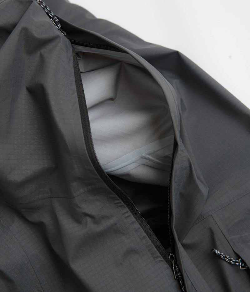 Patagonia Granite Crest Rain Jacket in Forge Grey and Black