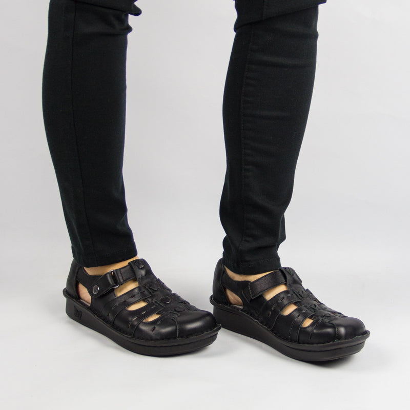 Pesca Black Butter Sandal | Alegria Shoes