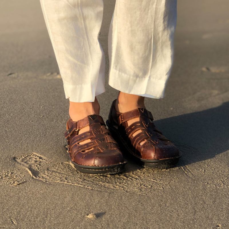 Pesca Tawny Sandal | Alegria Shoes