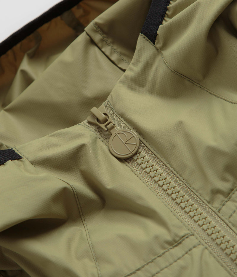 Polar Packable Anorak Jacket in Dirty Green