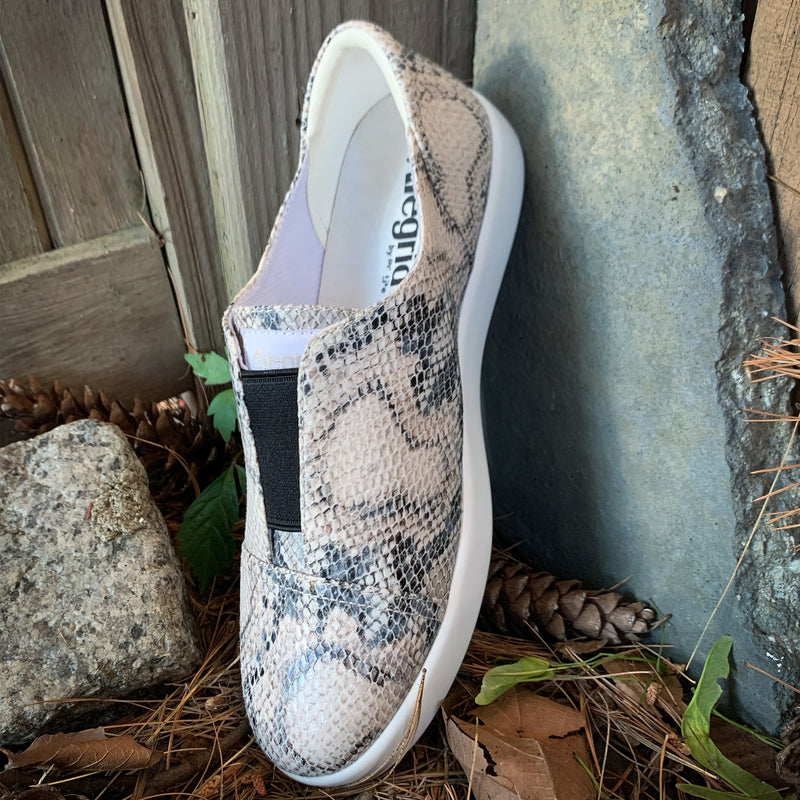 Posy Natural Snake Shoe | Alegria Shoes