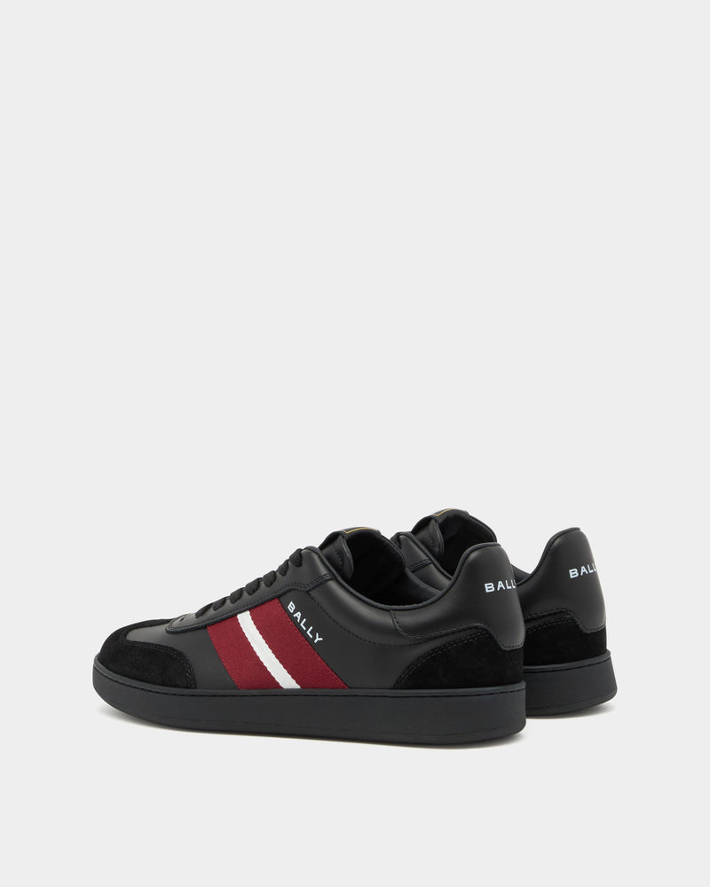 Retro Crest Sneaker in Black Leather